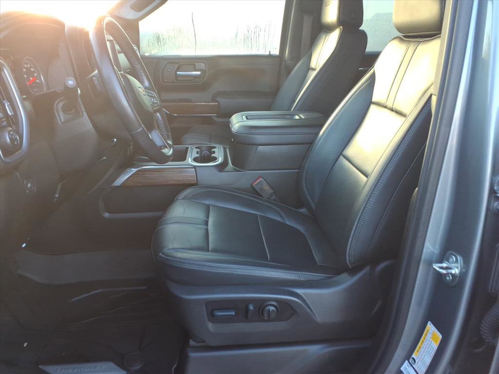 Used 2022 Chevrolet Silverado 1500 High Country image 14