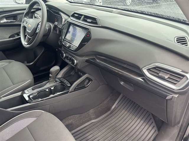 Certified 2023 Chevrolet TrailBlazer LT w/ Convenience Package FWD image 27