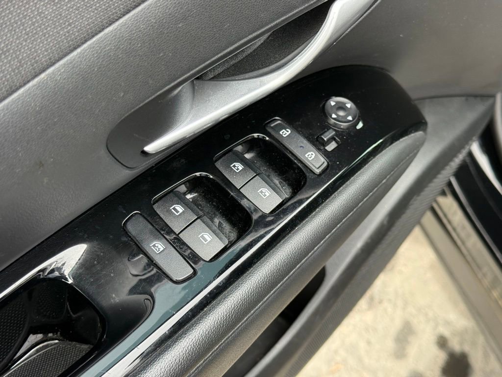 Used 2023 Hyundai Santa Cruz Limited w/ Cargo Package image 11