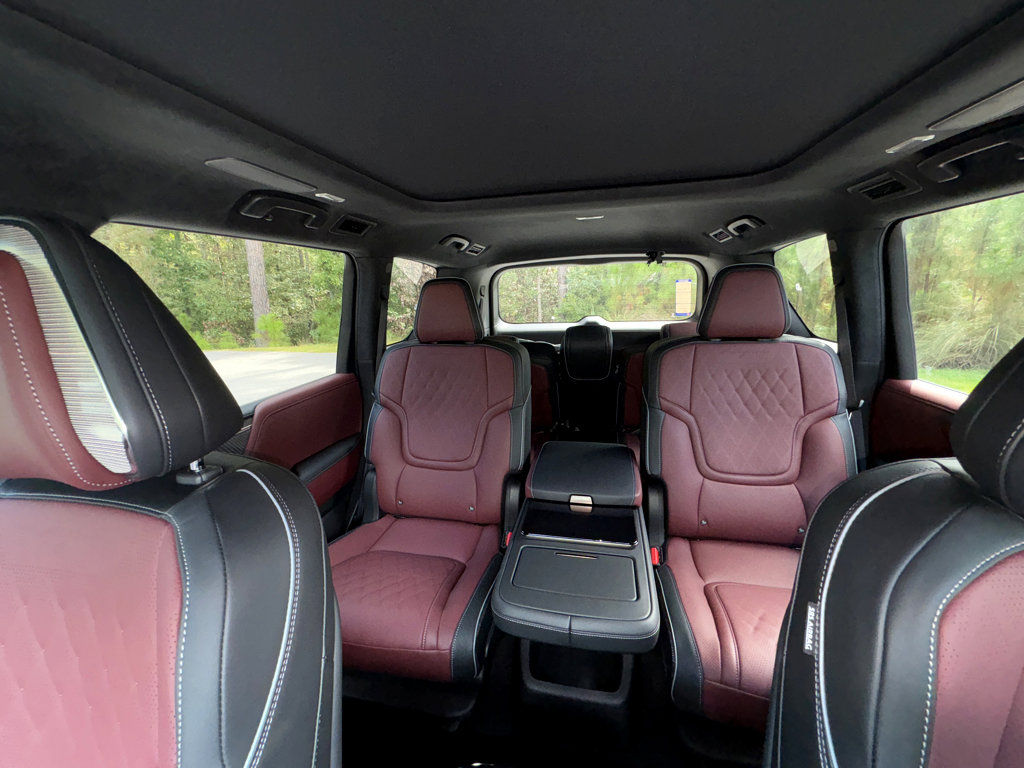 New 2026 INFINITI QX80 Autograph w/ Premium Cargo Package image 38