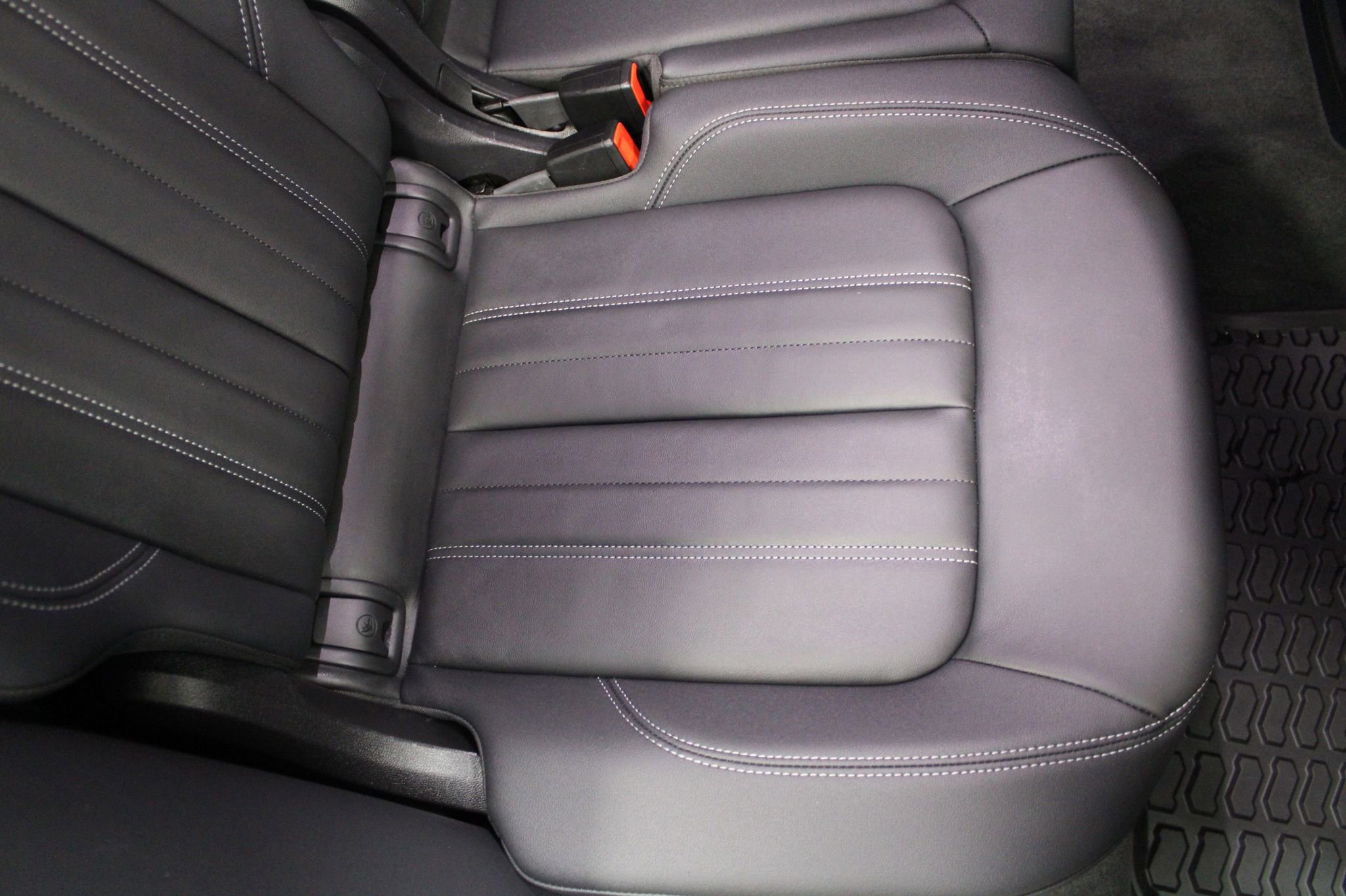 Used 2023 Audi Q5 2.0T Premium w/ Convenience Package image 25