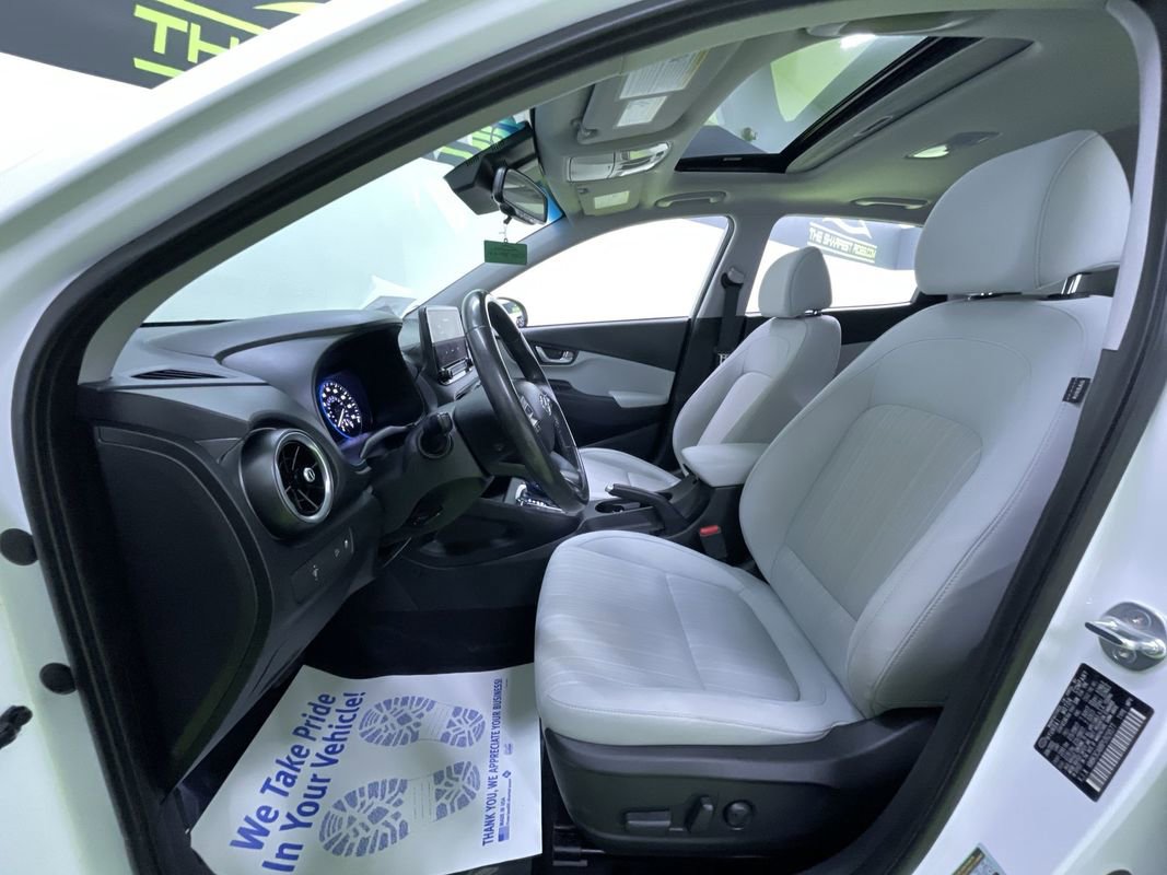 Used 2023 Hyundai Kona SEL w/ Convenience Package image 18