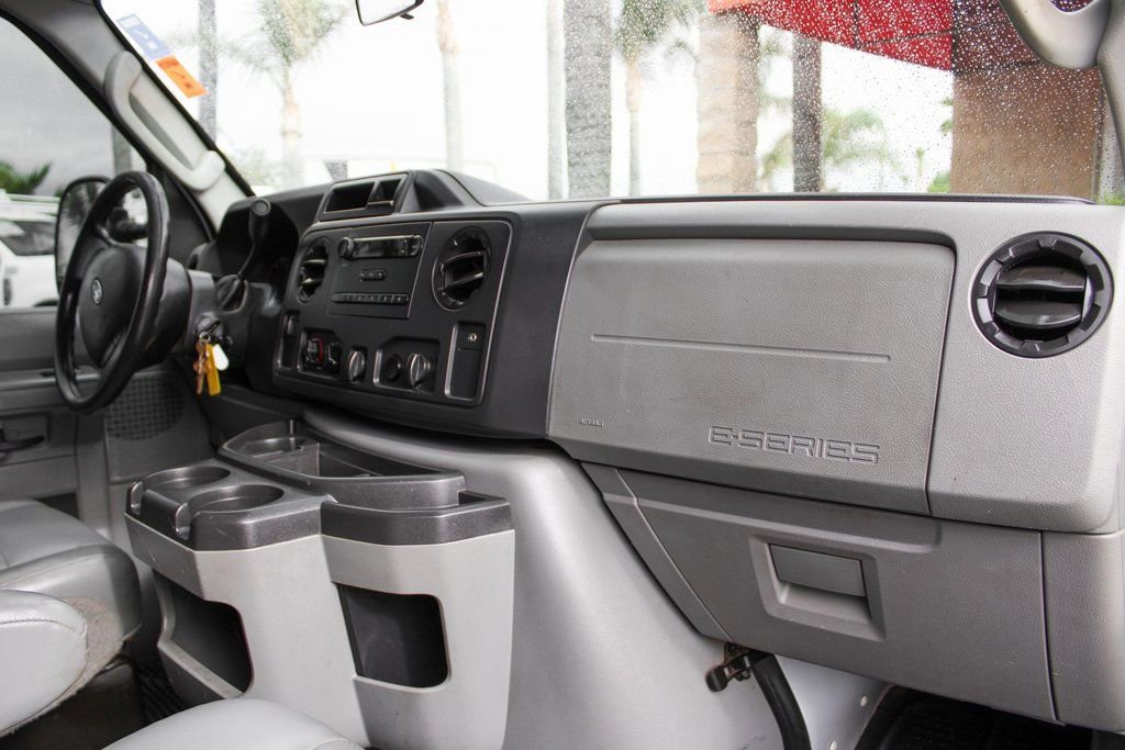Used 2014 Ford E-350 and Econoline 350 Super Duty w/ Power Windows & Locks Group RWD image 32