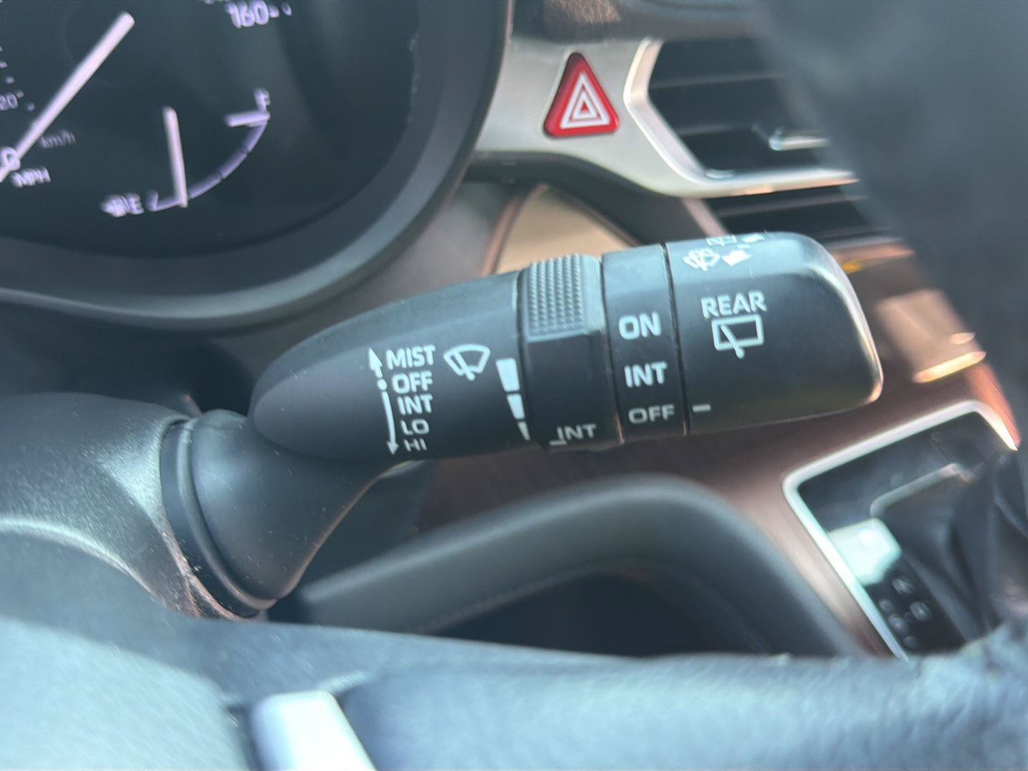 Used 2021 Toyota Sienna XLE w/ XLE Plus Package FWD image 14