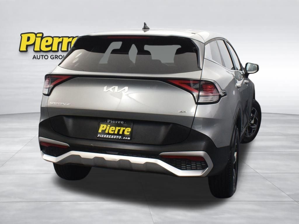 Used 2024 Kia Sportage LX image 7