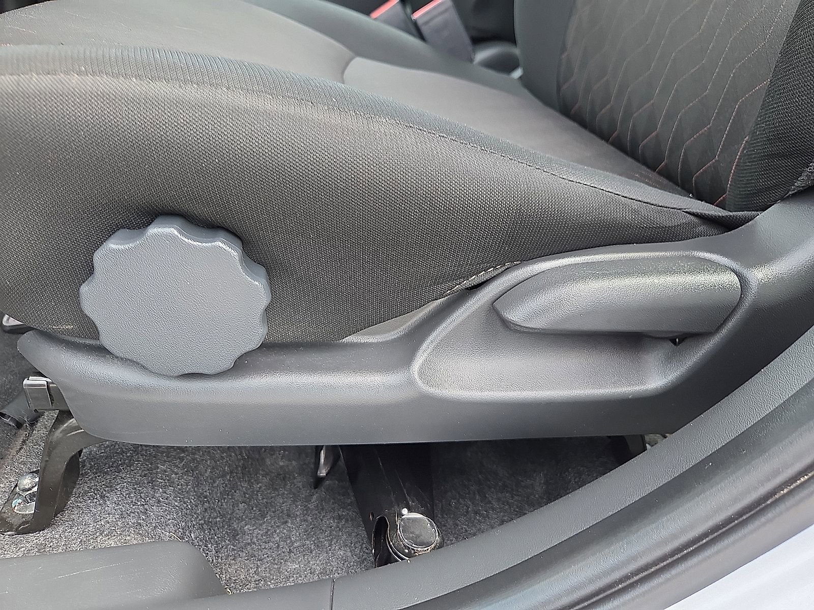 Used 2024 Mitsubishi Mirage ES image 15