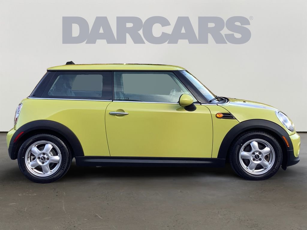 Used 2011 MINI Cooper Hardtop image 8