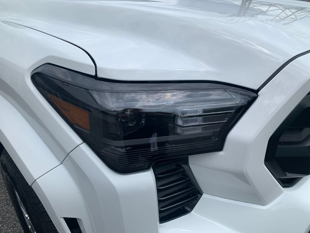 New 2026 Toyota Tacoma SR5 RWD image 32