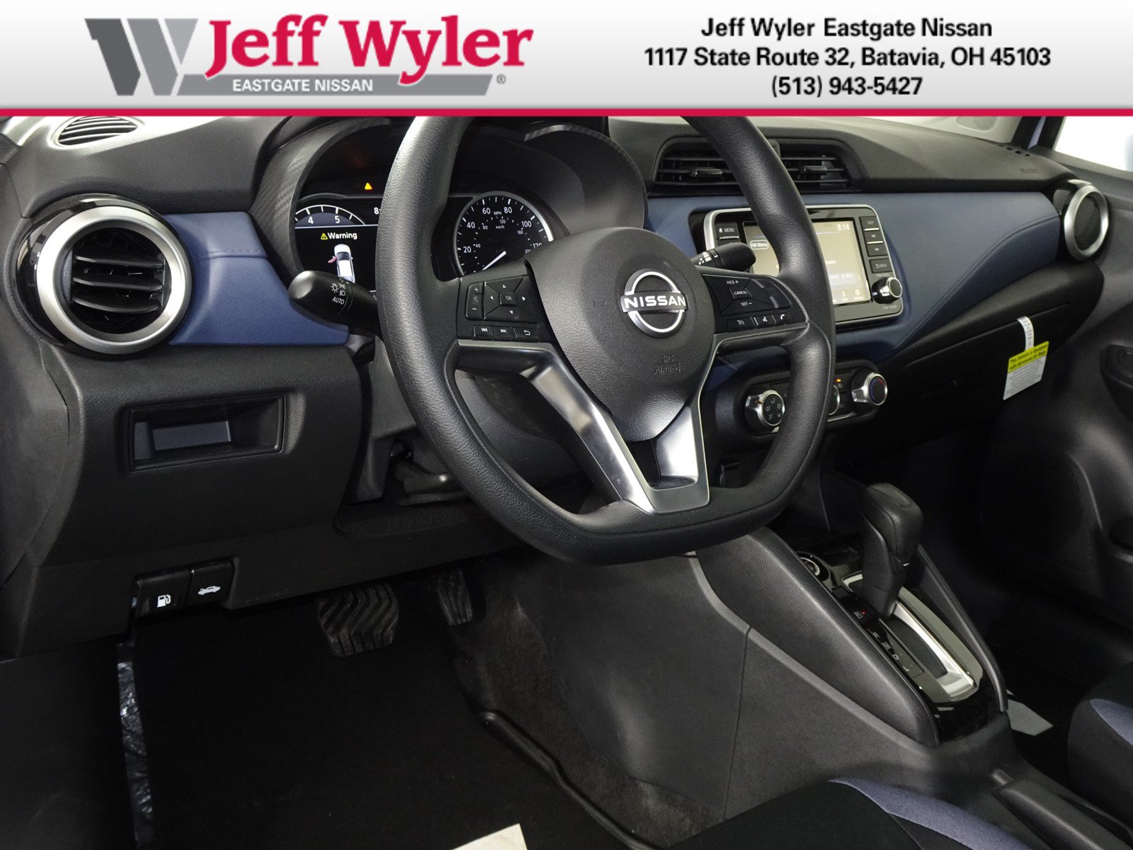 New 2025 Nissan Versa SV w/ Trunk Package FWD image 19