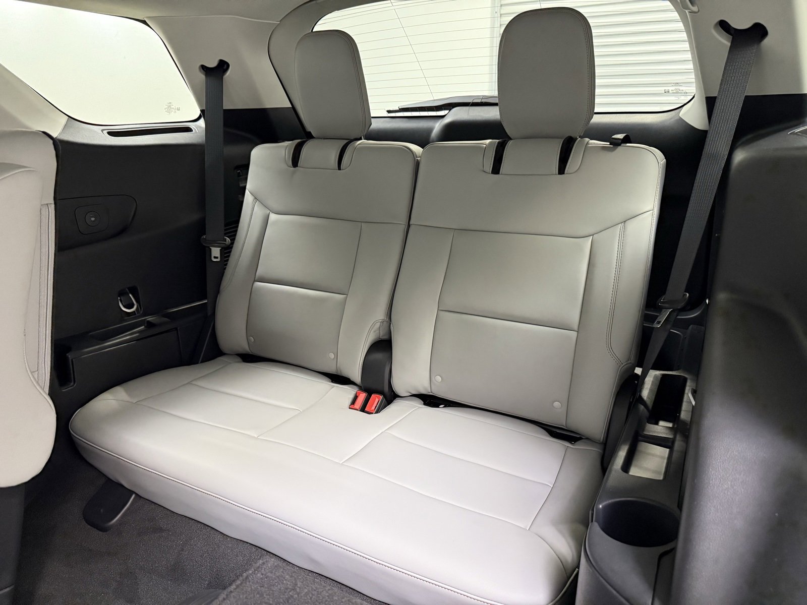 Used 2025 Ford Explorer Active w/ Active Comfort Package image 19