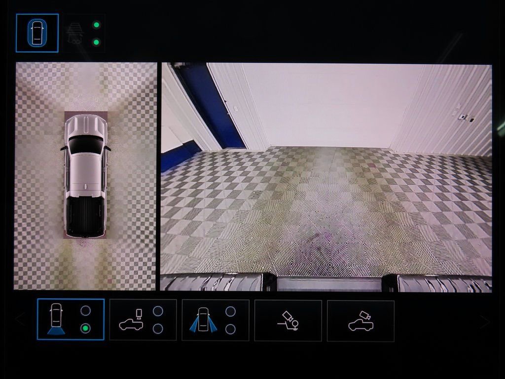 Used 2025 GMC Sierra EV Denali image 16