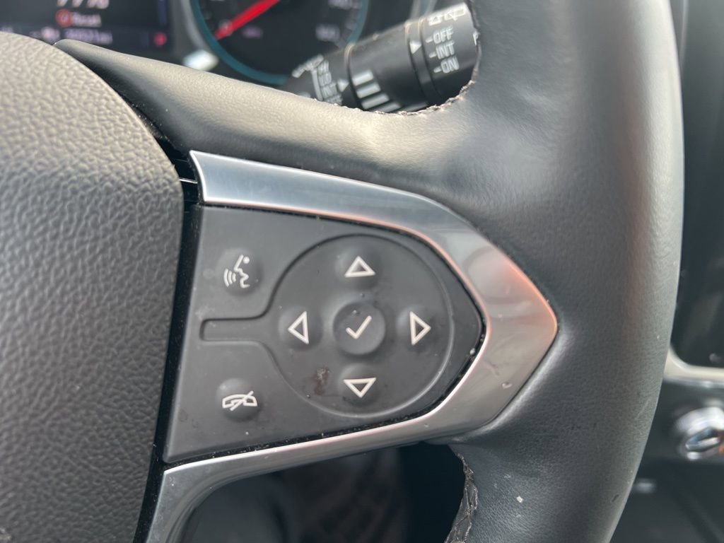 Used 2023 Chevrolet Traverse RS image 17