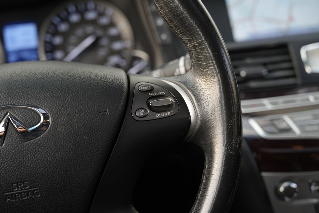 Used 2015 INFINITI Q70 L 3.7 RWD image 48