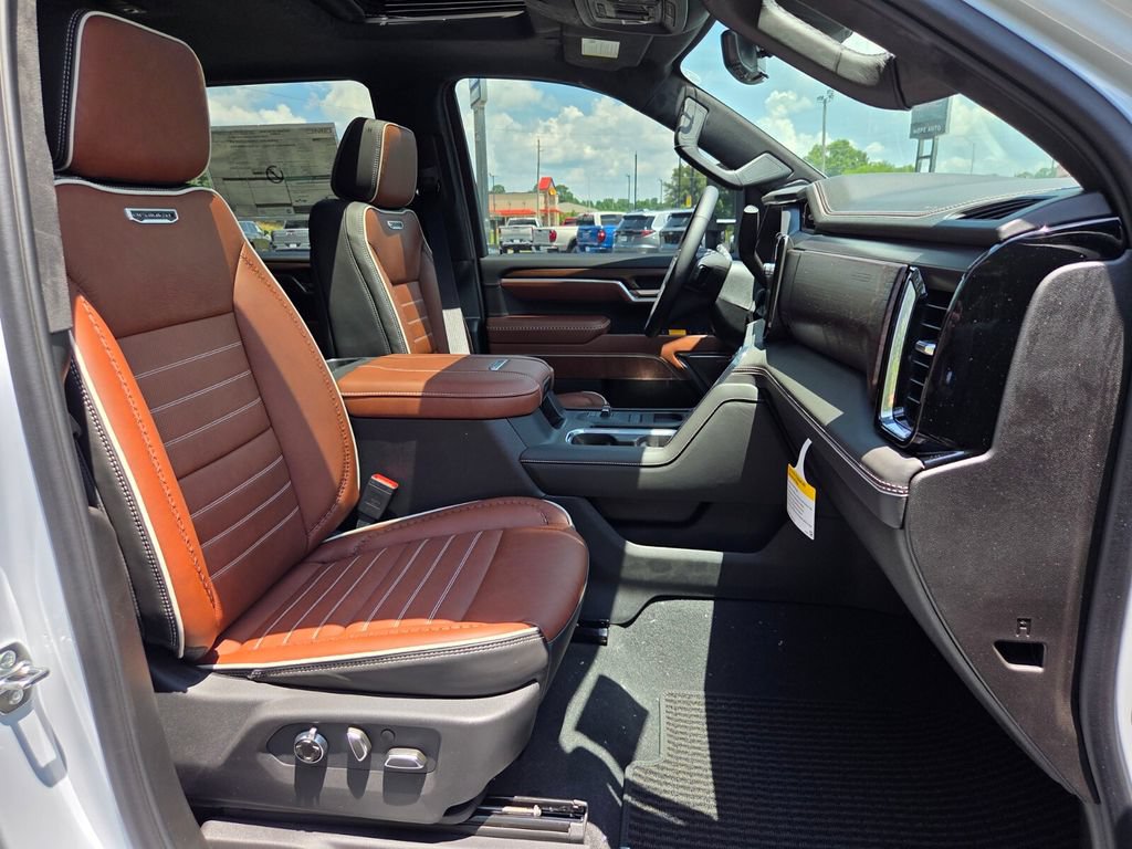 New 2026 GMC Sierra 3500 Denali Ultimate AWD/4WD image 8