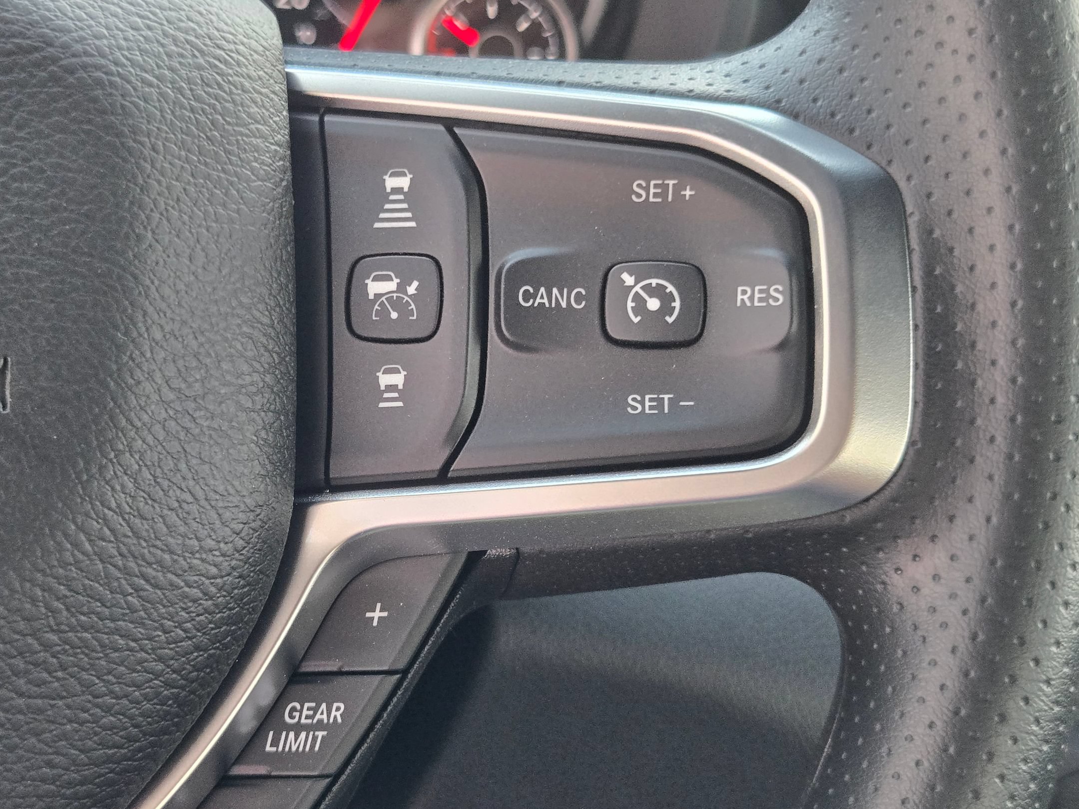 New 2026 RAM 2500 Tradesman w/ Chrome Appearance Group AWD/4WD image 23