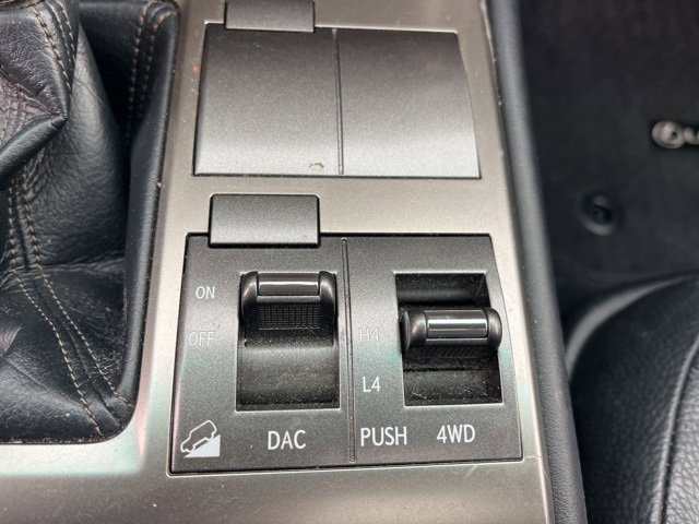 Used 2018 Lexus GX 460 image 25