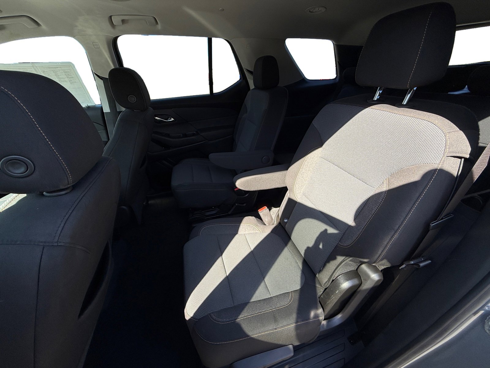 Used 2020 Chevrolet Traverse LT w/ LPO, Cargo Package image 16