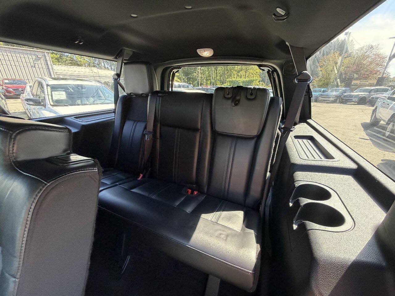 Used 2015 Lincoln Navigator L 2WD image 14