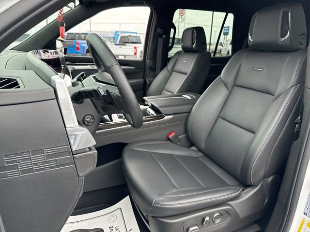 Used 2025 Cadillac Escalade Luxury image 11