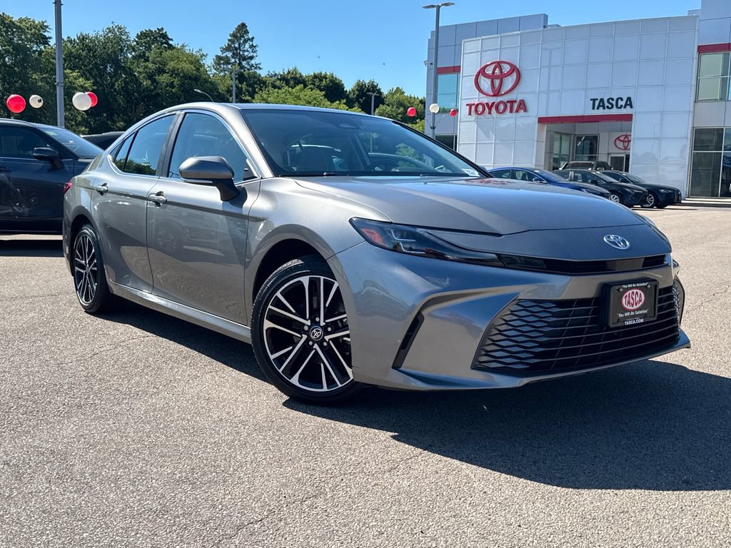 Used 2025 Toyota Camry XLE AWD/4WD 360° Tour