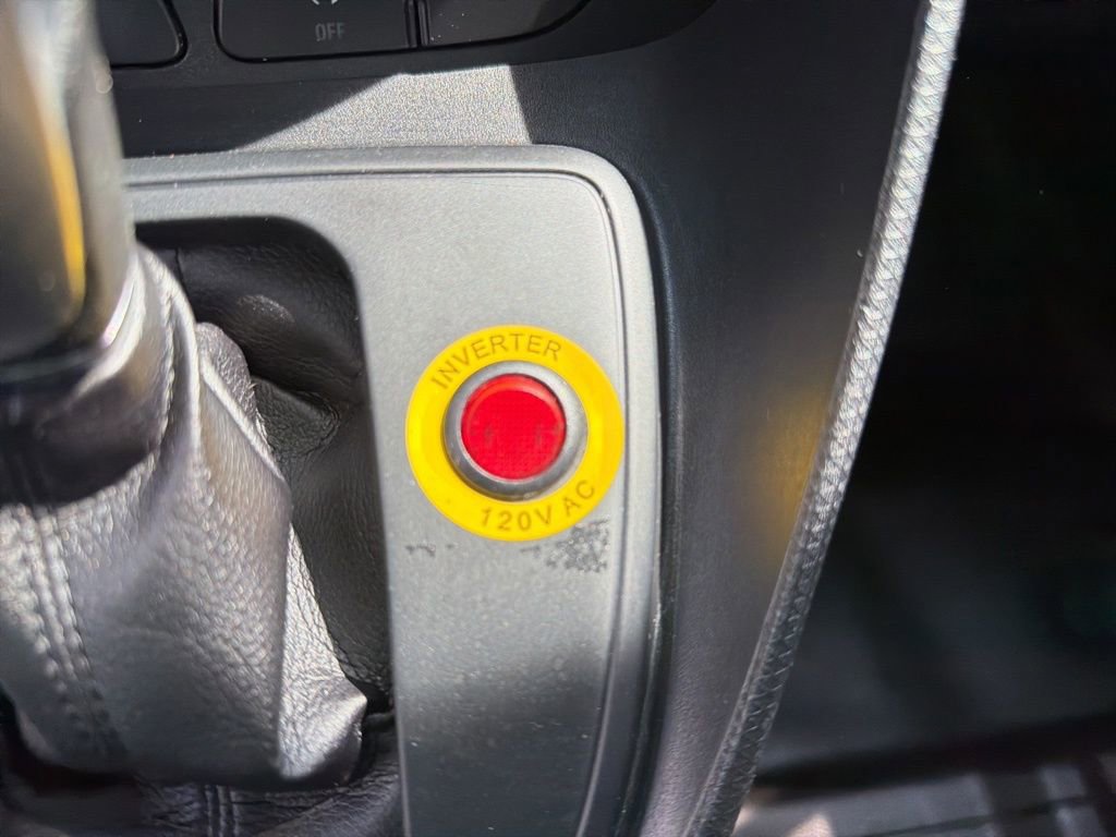 Used 2020 Ford Transit Connect XL image 23