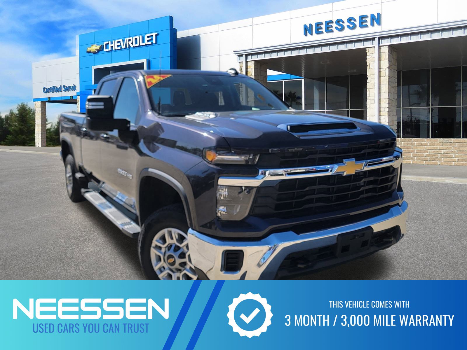 Used 2024 Chevrolet Silverado 2500 LT image 1