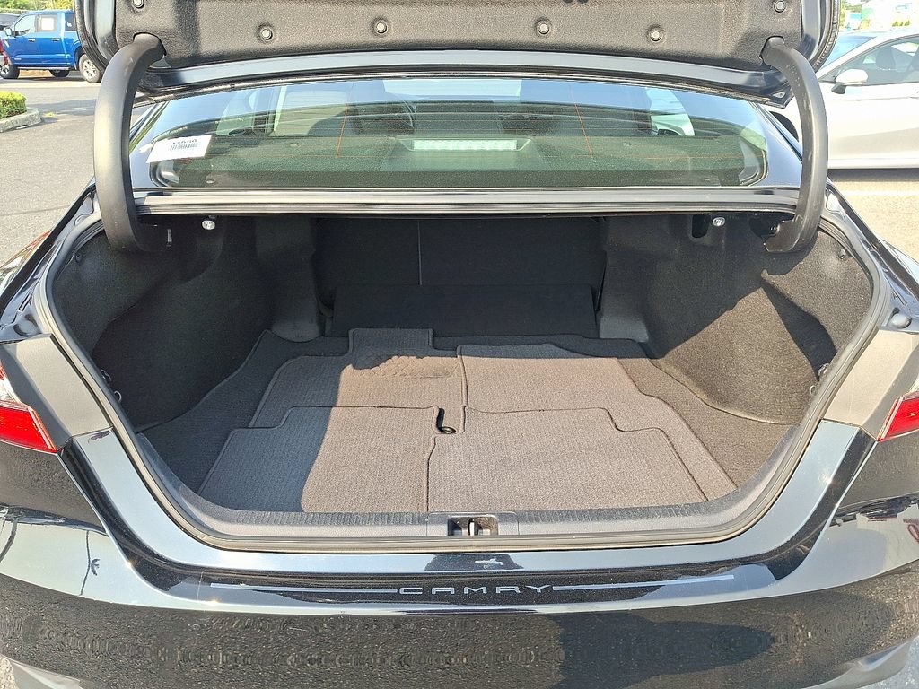 Certified 2022 Toyota Camry LE w/ Carpet Mat Package (TMS) FWD image 29