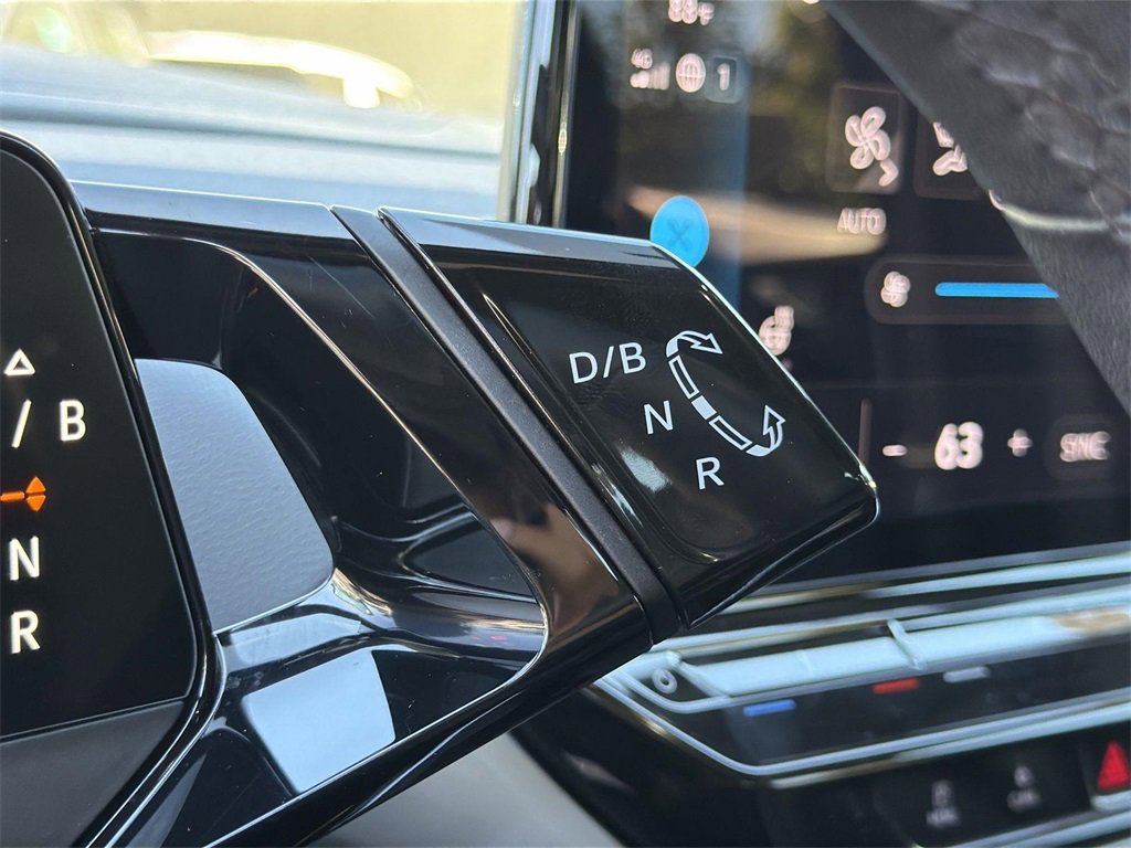 Used 2023 Volkswagen ID.4 Pro S image 13