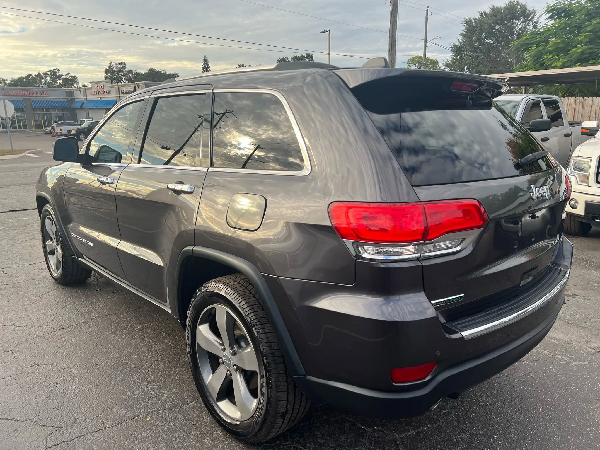Used 2014 Jeep Grand Cherokee Limited RWD image 7