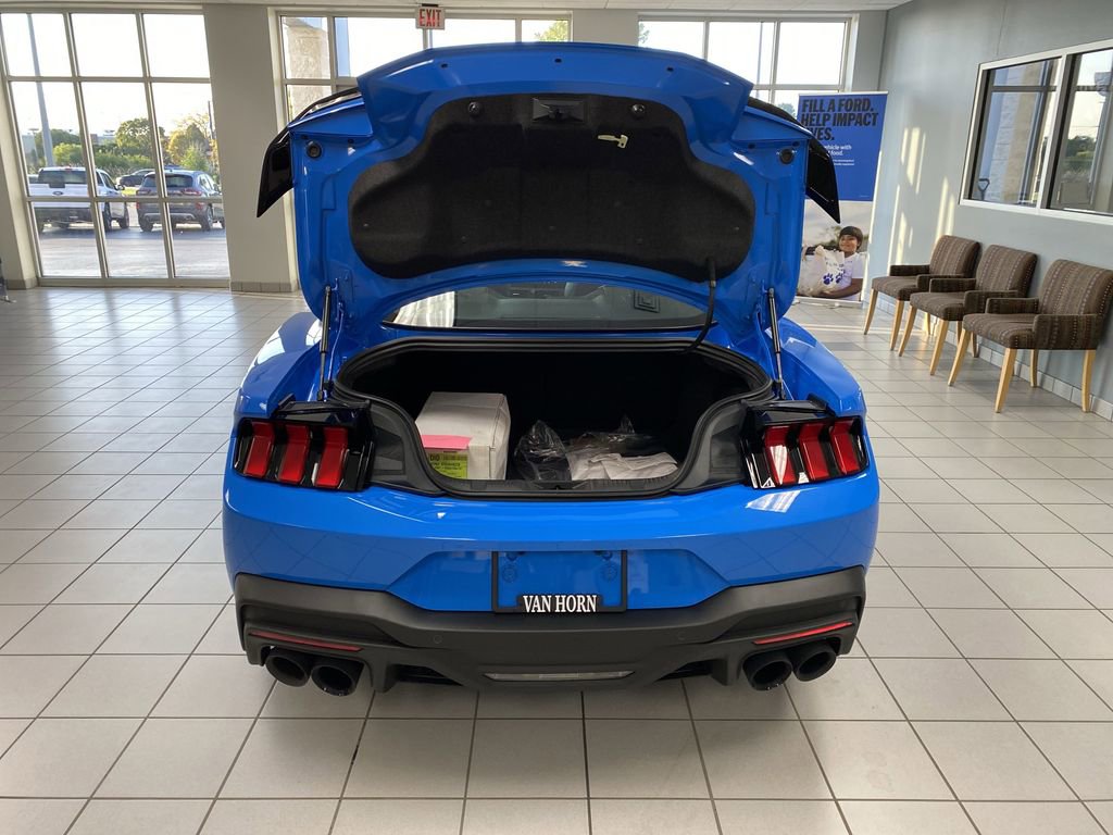 New 2025 Ford Mustang Dark Horse image 16