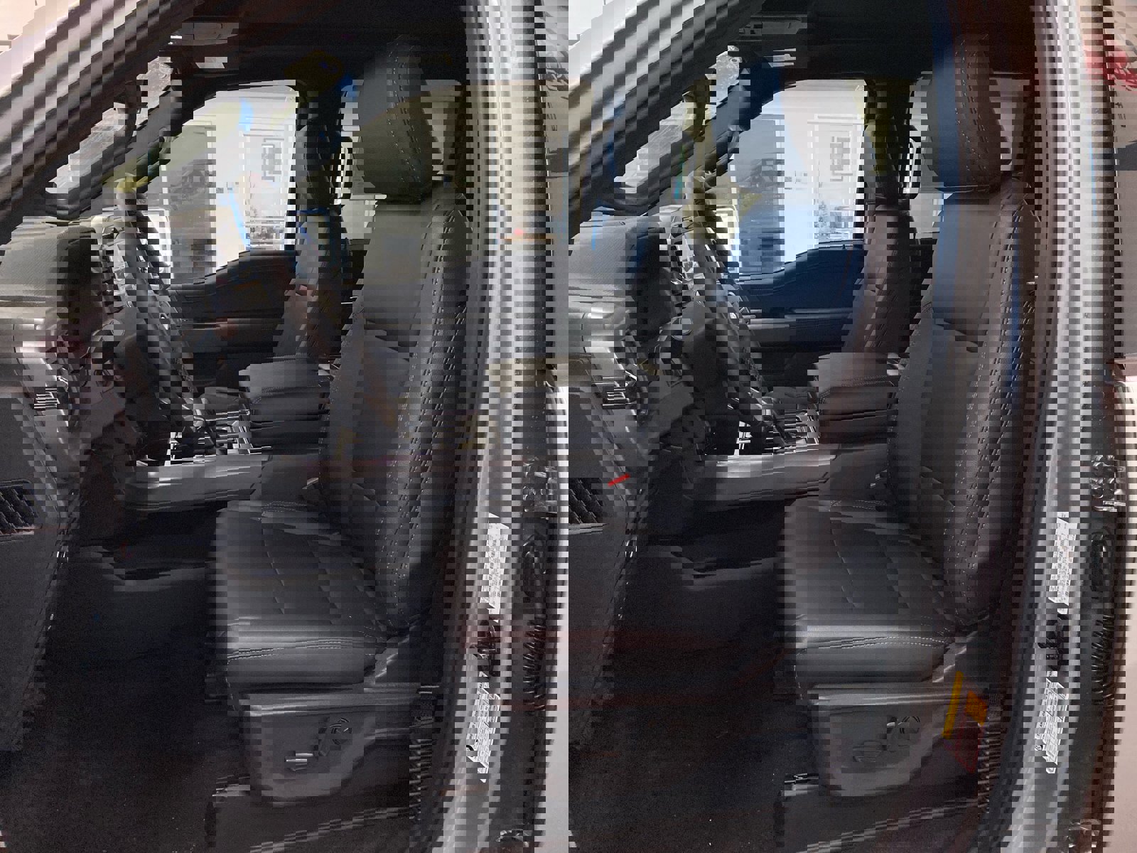 New 2025 Ford F150 XLT w/ Equipment Group 303A High image 16