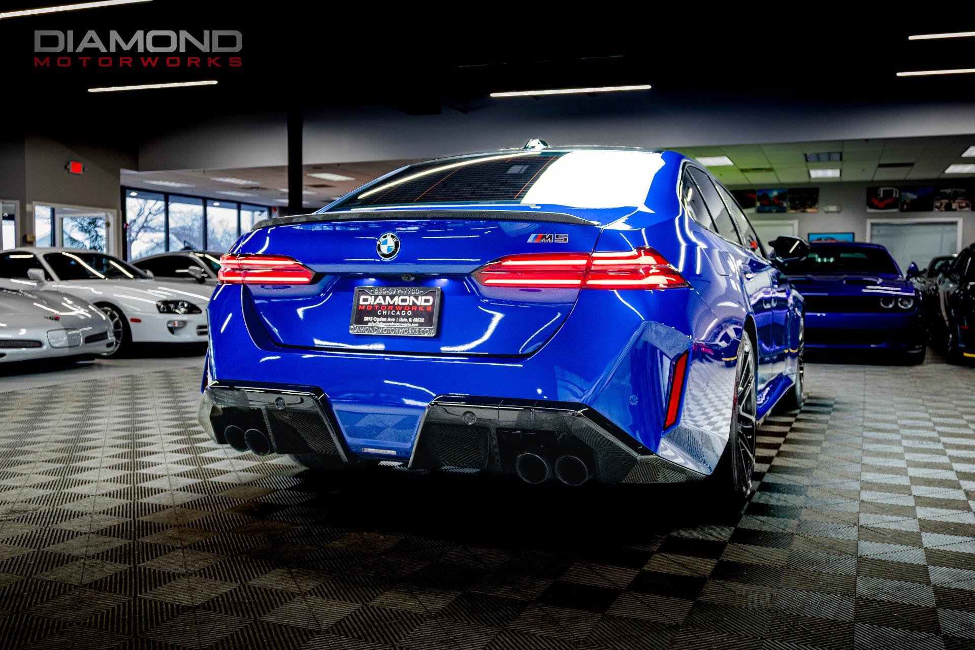 Used 2025 BMW M5 w/ Carbon Package image 23