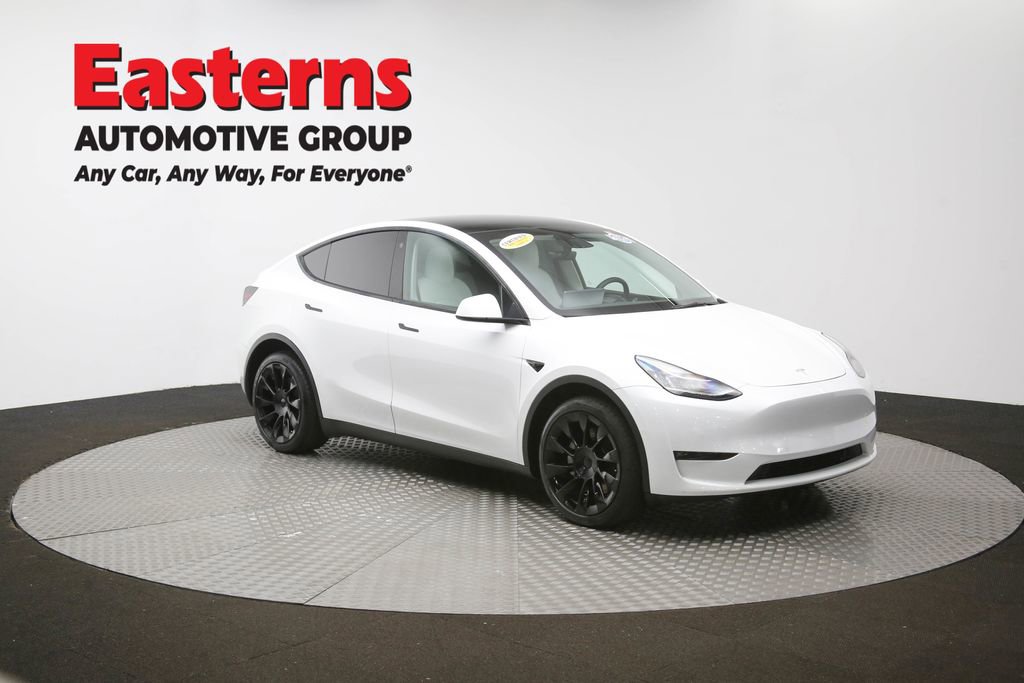 Used 2022 Tesla Model Y Long Range image 50