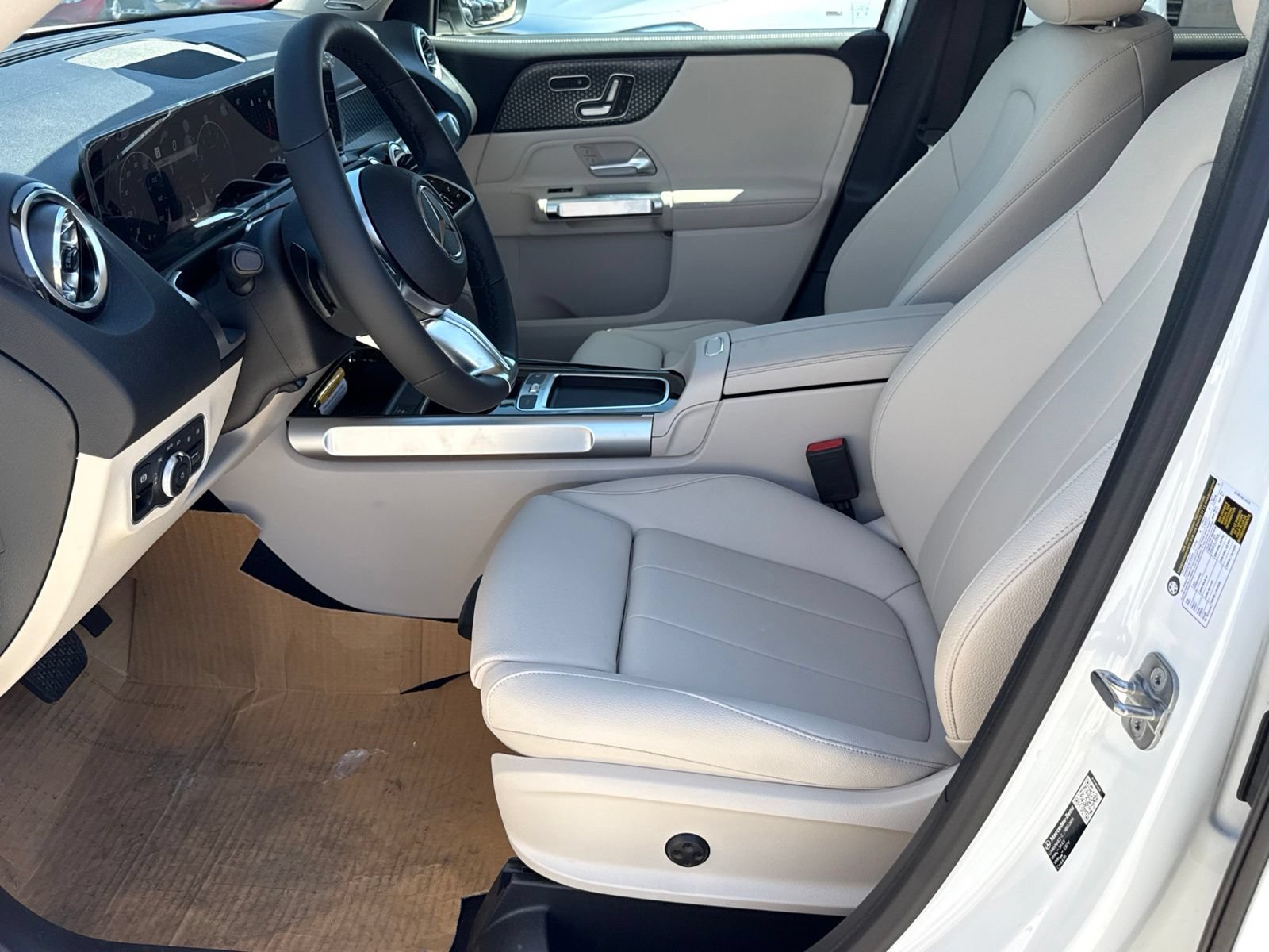 New 2026 Mercedes-Benz GLB 250 image 19
