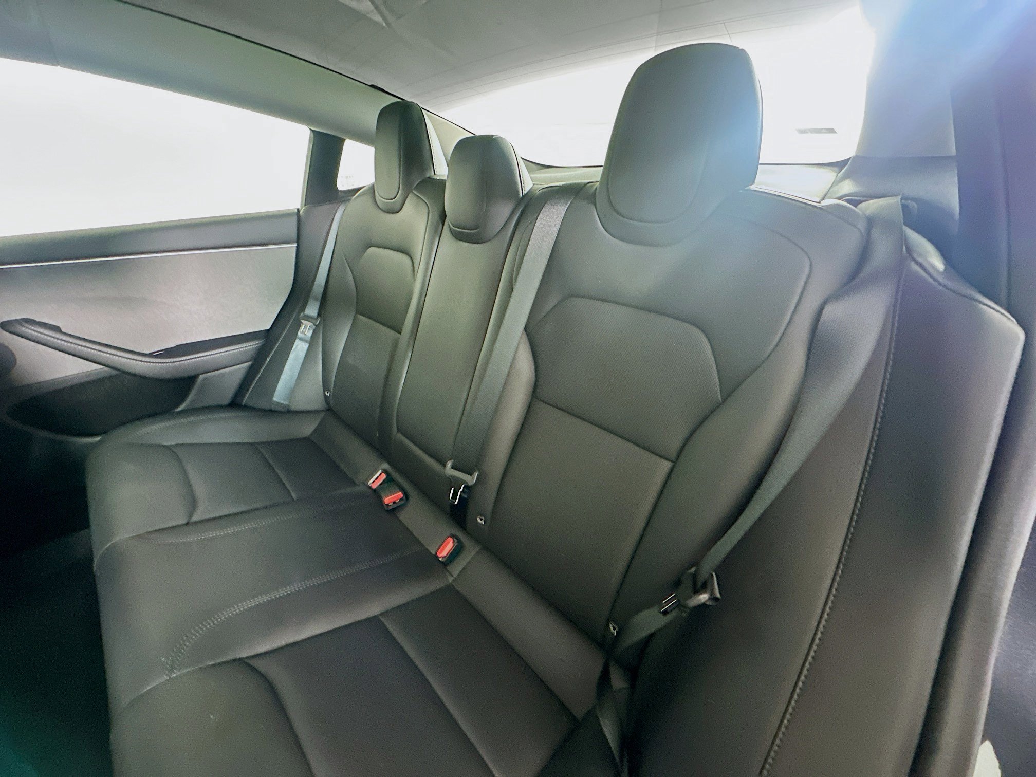 Used 2024 Tesla Model 3 image 27