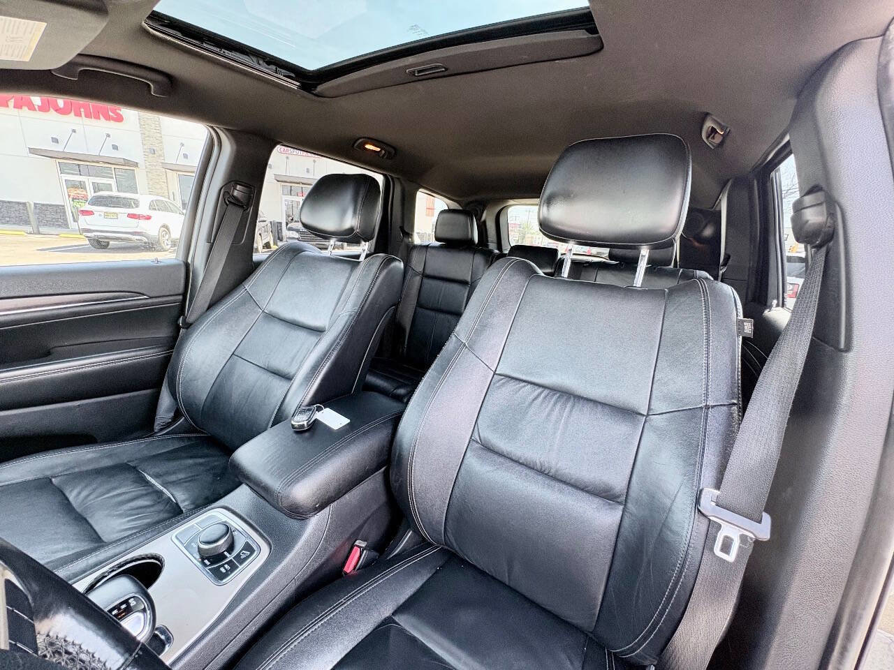 Used 2014 Jeep Grand Cherokee Limited w/ Trailer Tow Group IV AWD/4WD image 12