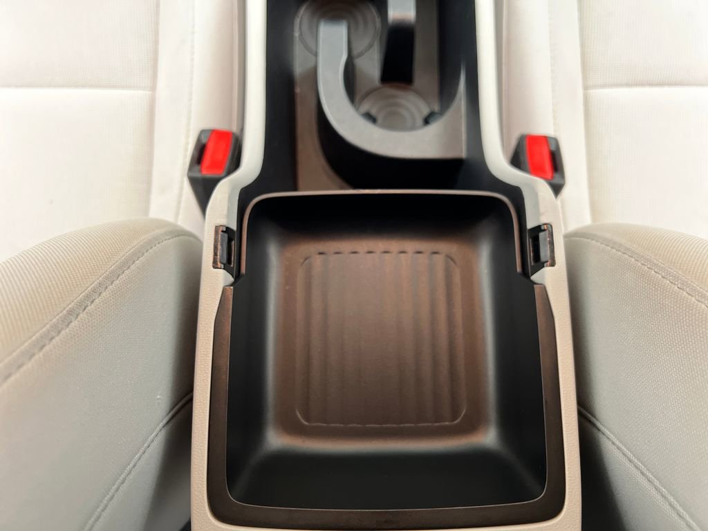 Used 2025 Hyundai Kona SEL FWD image 36