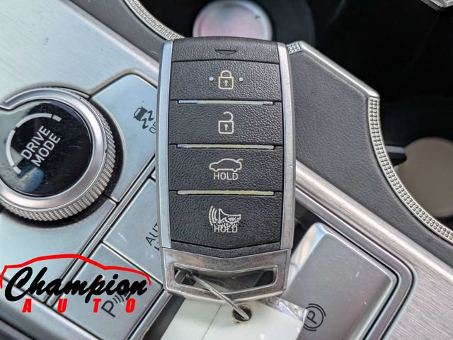 Used 2019 Genesis G70 3.3T Design RWD image 31