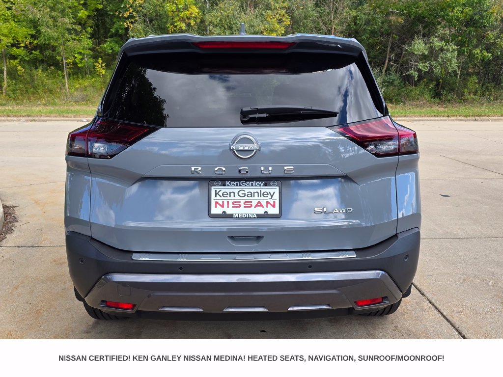 Certified 2023 Nissan Rogue SL w/ SL Premium Package AWD/4WD image 4