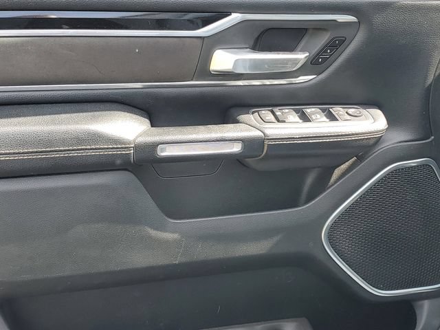 Used 2020 RAM 1500 Laramie w/ Sport Appearance Package AWD/4WD image 15