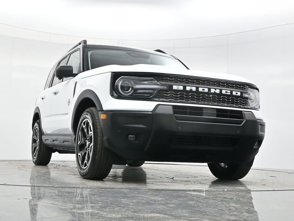 Used 2025 Ford Bronco Sport Outer Banks w/ Outer Banks Tech Package+ image 46