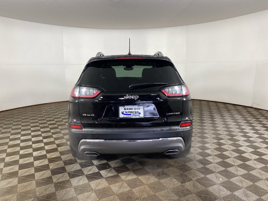 Used 2021 Jeep Cherokee Limited w/ Elite Package image 2