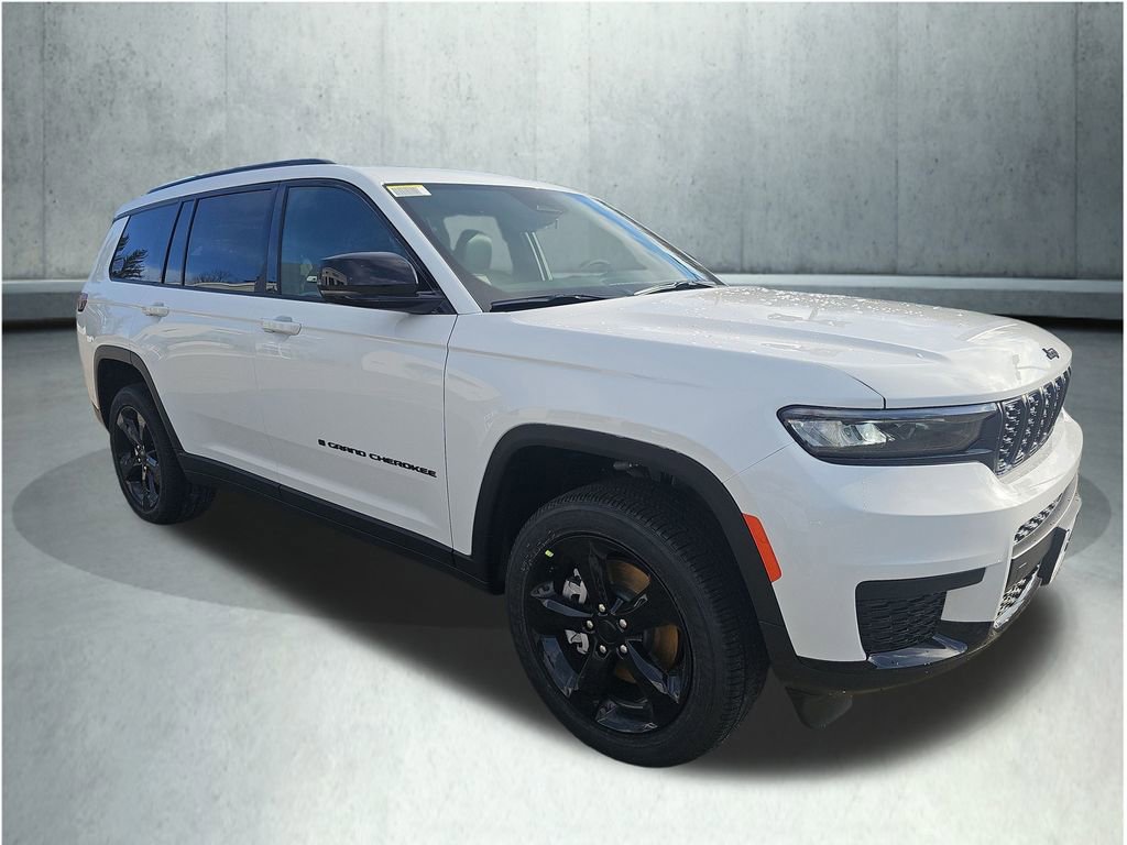 New 2025 Jeep Grand Cherokee L Altitude image 8