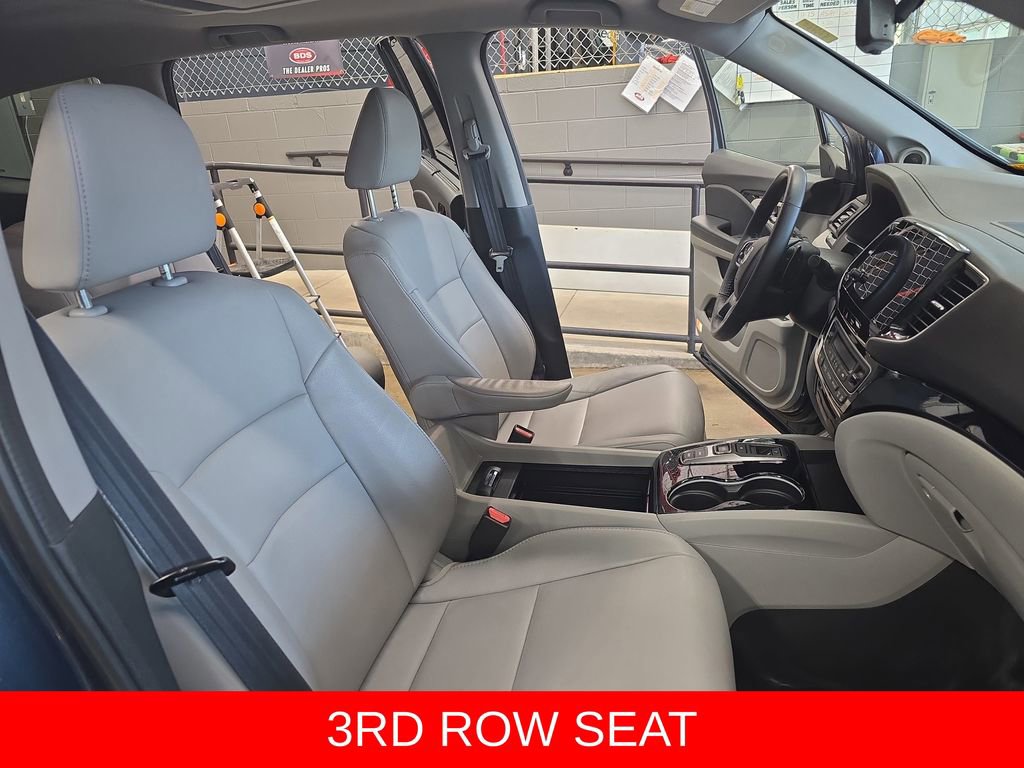 Used 2022 Honda Pilot Touring image 10