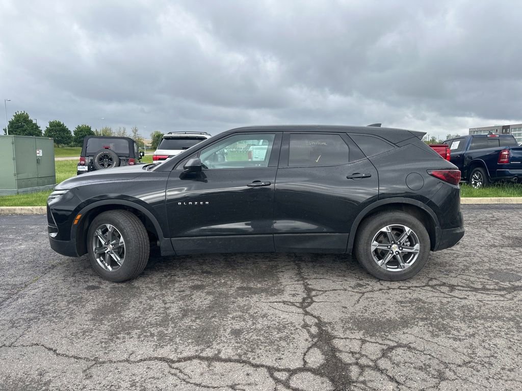 Used 2023 Chevrolet Blazer LT AWD/4WD image 6