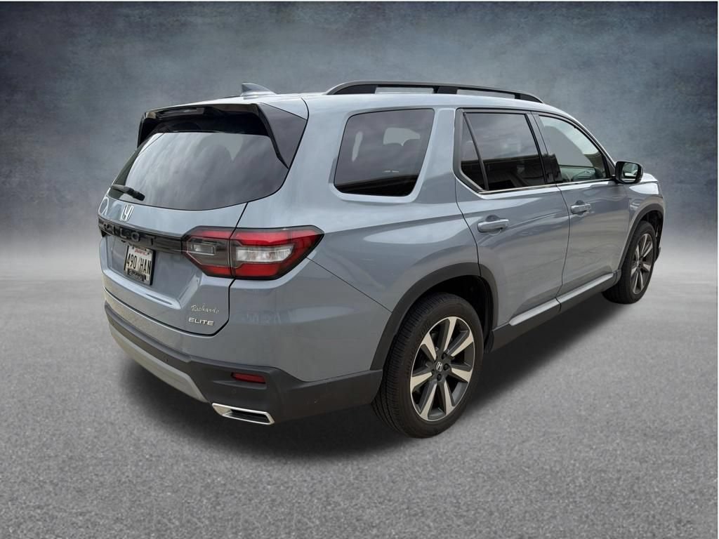 Used 2024 Honda Pilot Elite image 4