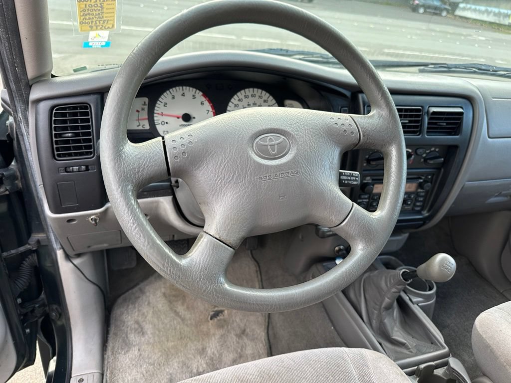 Used 2001 Toyota Tacoma 2WD Xtracab image 13