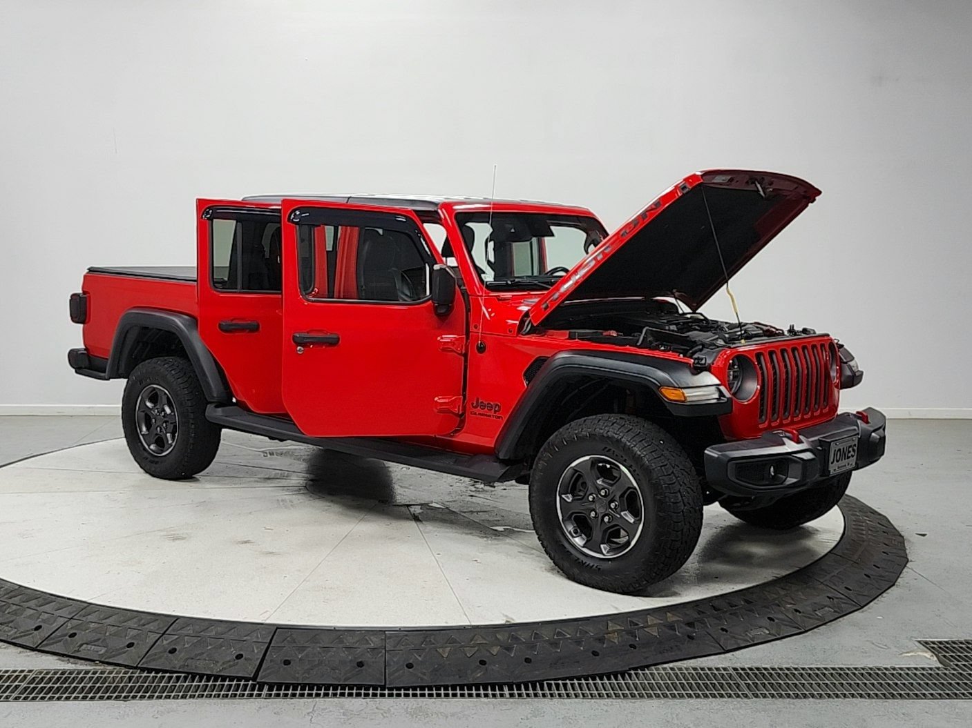 Used 2020 Jeep Gladiator Rubicon AWD/4WD image 9
