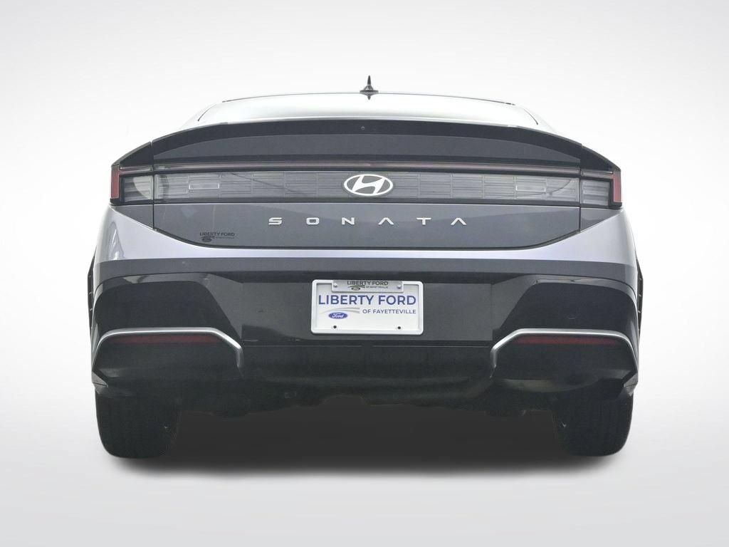 Used 2025 Hyundai Sonata SEL FWD image 46