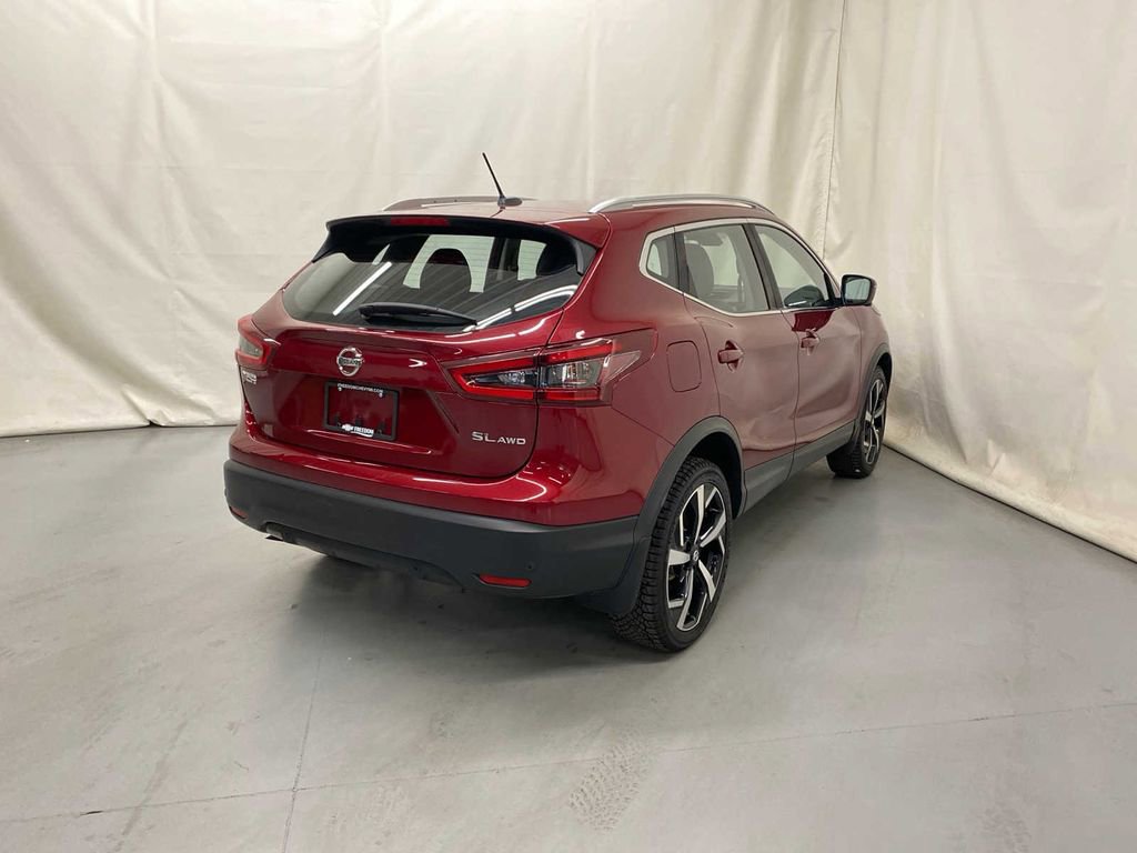 Used 2020 Nissan Rogue Sport SL image 6